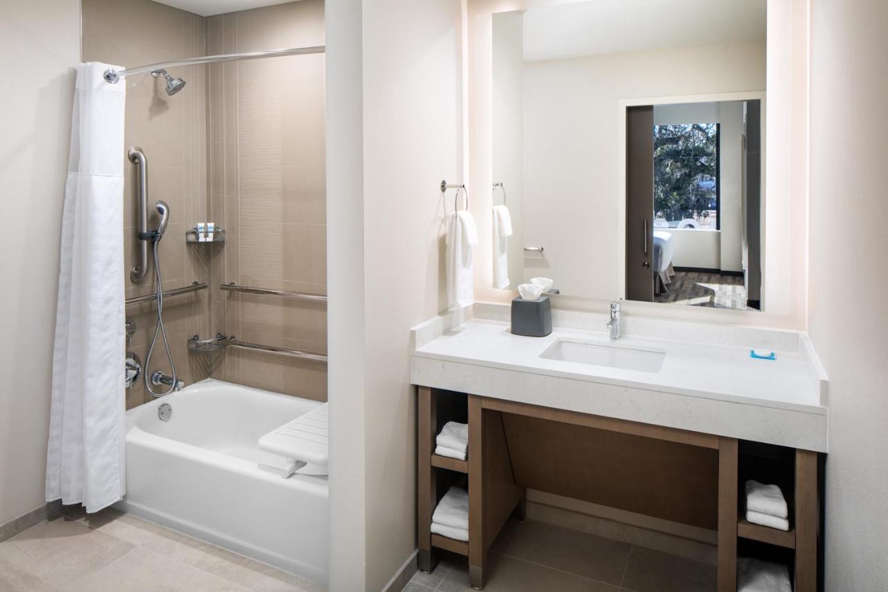 Hyatt House Tallahassee Capitol University Екстер'єр фото