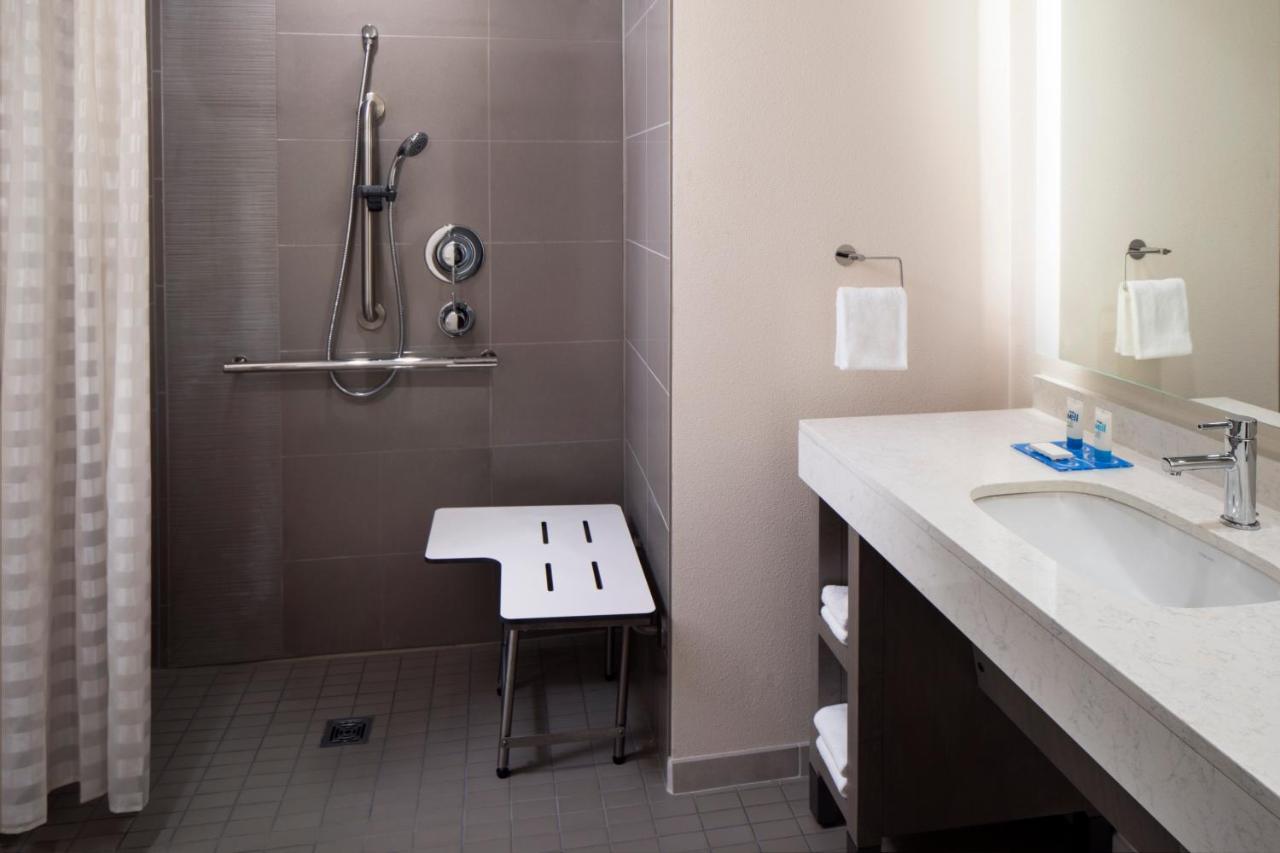 Hyatt House Tallahassee Capitol University Екстер'єр фото
